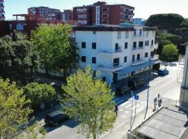 Hotel Eden