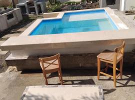 The Dream Nest at Csompó Silver Manor，位于圣玛丽的酒店