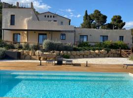 Cal Noia - Viñedos and Relax，位于Castellví de la Marca的酒店