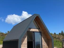 Tiny home on an organic croft, Isle of Arran，位于Kildonan的小屋