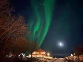 Huset ved fergekaien på Moskenes