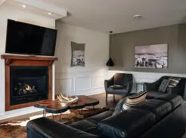 Chic condo at the foot of the slopes of Saint-Sauveur