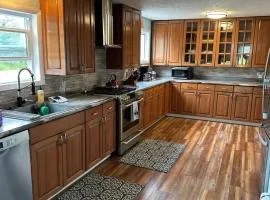 Bear Mountain View 4BR House Only 25 Min outside city Beautiful Mountain View