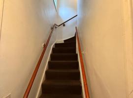 Near Hylands hotel family room for 3，位于诺丁汉的酒店