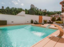 Resort Mlýn Karolínka，位于迪耶河畔弗拉诺夫的酒店