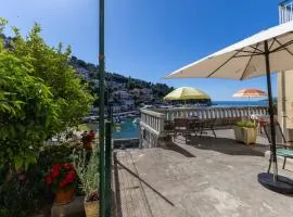 Apartment Mare - Beachfront