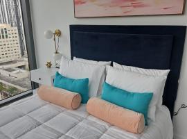 Miami-Brickell Luxury 2BR-2BATH with skyline VIEWS - walking distance to HEAT ARENA & BAYSIDE