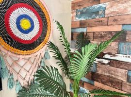 La Riviere Waterfront A Traditional Stay，位于巴德里纳特的酒店