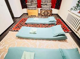 Nur Kyrgyz Guest House，位于比什凯克的酒店