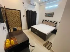 Sri Rameshwaram Paying Guest House Near By Ram Mandir 400 Meter