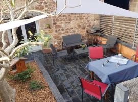 Gîte L'establou Lissacoise，位于利萨克叙尔库兹的酒店