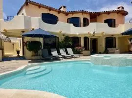 Puerto Nuevo Surf Villa Margarita 2BR with pool