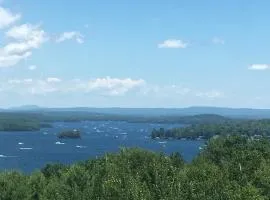 Breathtaking Lake View! Hot Tub! Concerts!