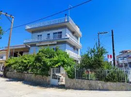 Aristotelis Apartments