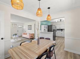 Large Home, Close To Uk Downtown, Hot Tub, Office