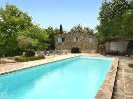 Awesome Home In Goult With Wifi