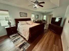 Cozy Private Home Close to the I95 Exit 284