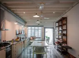 Ah Tong Residence - 3 mins to Kimberley Night Market