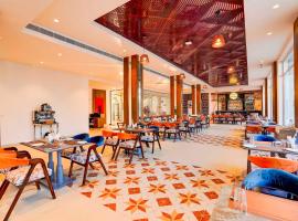 Luxe Experience by Sunday Hotels and Resort Manesar，位于马尼萨的酒店