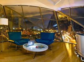 TRYP by Wyndham Cuenca Zahir，位于昆卡的酒店