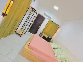 Studio Meublé Climatisé à Louer Lomé