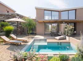 Etheres，位于尼基季的带泳池的酒店