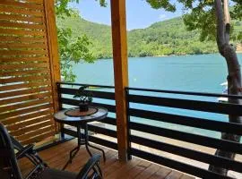 Villa Razlicak - Jezero Lake Perucac