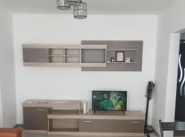 4 Rooms Apartment
