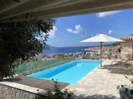 Aegean Panorama Hideaway & Pool in Samos，位于Vathý的酒店