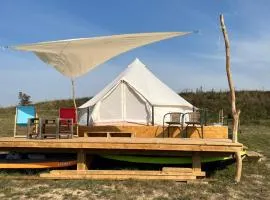 4 Glamping Adventure - tent with lake view
