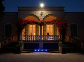 Alchimia SPA & Centro Benessere，位于梅萨涅的乡村别墅