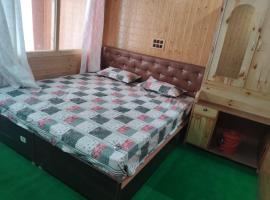 VNS Homestay Chitkul By Soma Stays，位于Chitkul的酒店