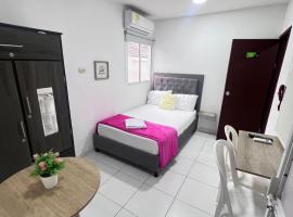 Garden Home Hostal，位于巴兰基亚的酒店