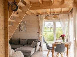 Dzika Warmia- Retreat in the Wild，位于Glebisko的酒店