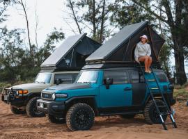 Fully Decked Blue FJ Cruiser!，位于卡帕阿的露营地