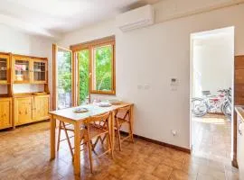 House Marina near the sea - 2 minute from station