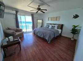 SeaScape Retreat - 2 Bedroom Beachfront near Ocho Rios and Airport