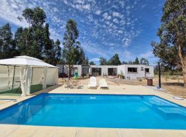 Casa Vacacional Foresta de Zapallar，位于Catapilco的酒店