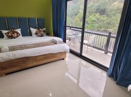 Hotel MountMemory , Barkot-Yamunotri，位于Barkot的酒店