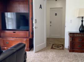 Regal Suites on Conant，位于伯利的酒店