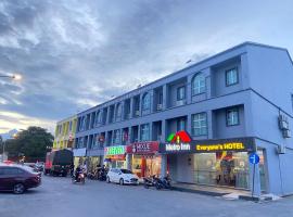 密特罗伊恩酒店，位于亚娄的酒店