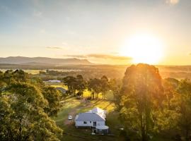 Coopers Lodge, Lovedale - A rural escape in the heart of wine country
