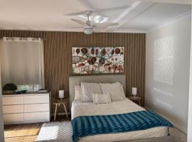 Seascape Retreat - Time to Slow Down - Suits Couples or Family with Kids with 2 sleeping spaces，位于阿格奈什沃特的带停车场的酒店