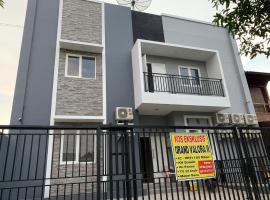 Grand Valora II Puri Anjasmoro，位于Mantaak的酒店