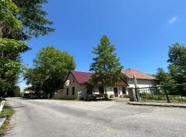 Perschlingtalhof，位于Auern的酒店