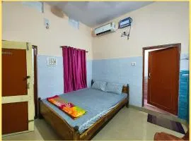 Hotel Star Lodge Puri# Near Jagannath Temple - Fully Air Conditioned - Good and Spacious Room - Excellent Customer Service !!
