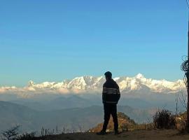 Kanatal vatika and home，位于卡纳塔尔的酒店