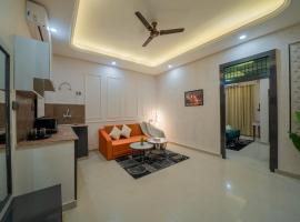 Perfectstayz Value Aalaya suites - Room with Private Kitchenette，位于哈里瓦的酒店