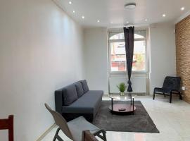 Luxury Apartment 2BR & Jacuzzi Near Expo 12 & ING Arena，位于布鲁塞尔的酒店
