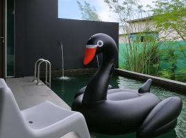 Cyberjaya Puchong JWJ Pool Villa，位于塞贝维的酒店